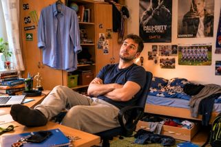 „Za nájem bych dal 2/3 výplaty. To radši zůstanu u rodičů,“ obhajuje se David (32)
